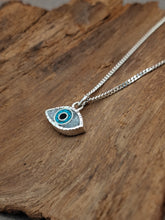 Cargar imagen en el visor de la galería, Eye colgante