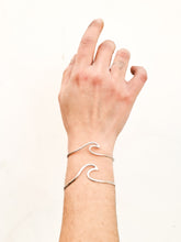 Cargar imagen en el visor de la galería, Ola Pulsera