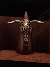 Cargar imagen en el visor de la galería, BUFFALO SKULL · Anillo bronce