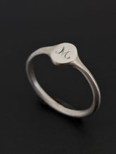 Cargar imagen en el visor de la galería, Deli(kt) Signed Ring