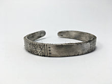 Cargar imagen en el visor de la galería, Katmai Pulsera
