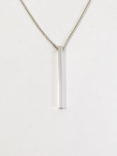 Cargar imagen en el visor de la galería, Traveller Collar Plata