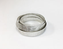 Cargar imagen en el visor de la galería, Pangolin Pulsera