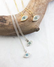 Cargar imagen en el visor de la galería, Eye colgante