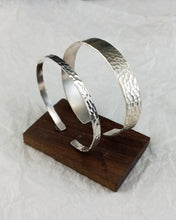 Cargar imagen en el visor de la galería, Texture Pulsera