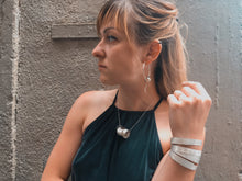 Cargar imagen en el visor de la galería, Pangolin Pulsera