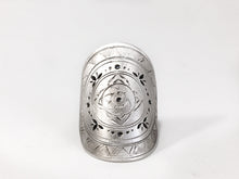 Cargar imagen en el visor de la galería, Enola Anillo CrG