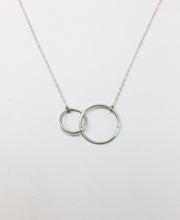 Cargar imagen en el visor de la galería, Naos Círculo Doble Collar