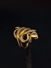 Cargar imagen en el visor de la galería, Kaa Grande ORO — Anillo
