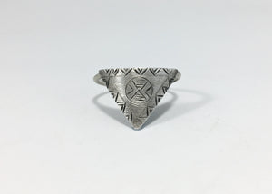 Enola Anillo Cr