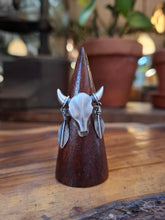 Cargar imagen en el visor de la galería, Anillo Taurus
