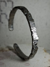 Cargar imagen en el visor de la galería, Asama Pulsera
