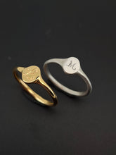 Cargar imagen en el visor de la galería, Deli(kt) Signed Ring
