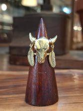 Cargar imagen en el visor de la galería, Anillo Taurus Bronze
