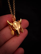 Cargar imagen en el visor de la galería, COW · Colgante oro
